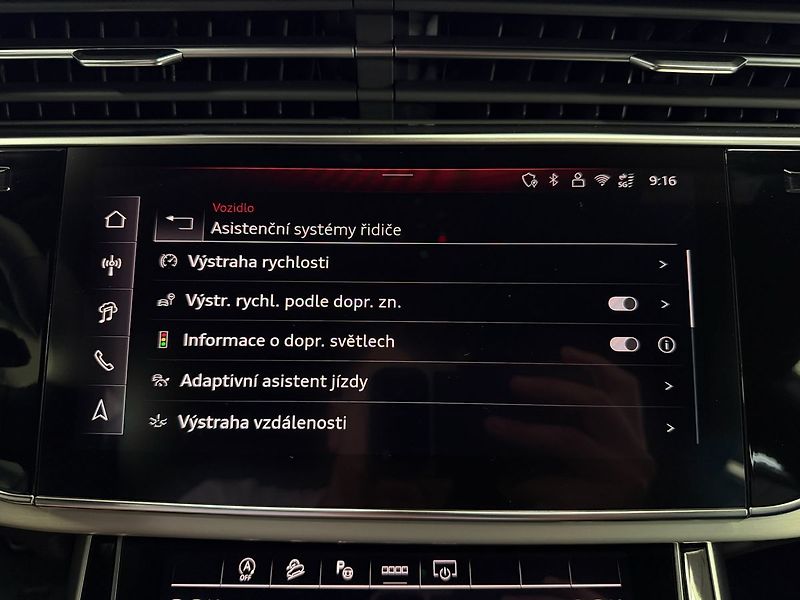 Audi Q8 50TDI QUATTRO S-LINE, PANORAMA - fotka 20 z 37