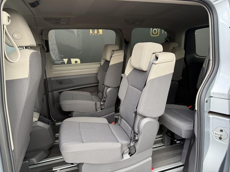 Volkswagen Multivan (2023) T7 2.0TDi, DSG, 1.Maj, RZV - fotka 17 z 51