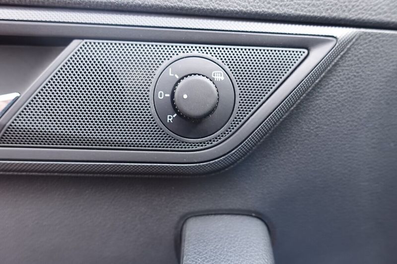 Škoda Fabia 1.2 TSI 81kW Style DSG - fotka 10 z 28