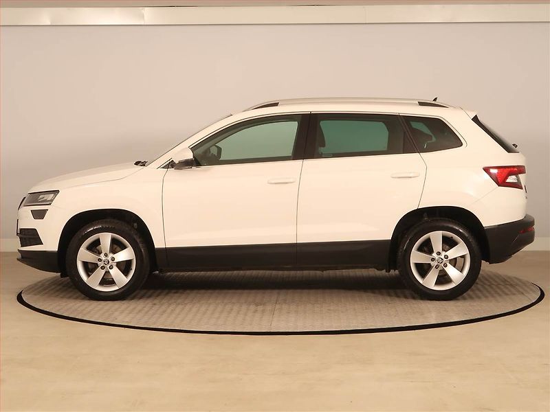 Škoda Karoq (2019) Style 1.6 TDI, Serv.kniha - fotka 3 z 19