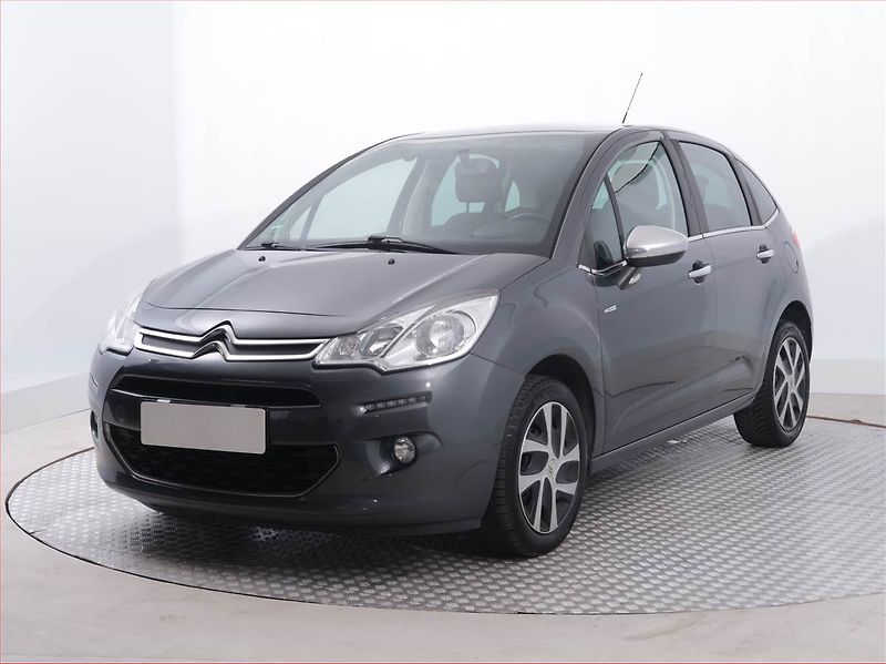 Citroën C3 (2016) Exclusive 1.2 VTi, Navi - fotka 2 z 18