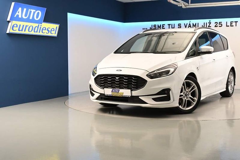 Ford S-MAX (2020) 2.0 ST-LINE 7 Míst LED ACC Web - fotka 2 z 38