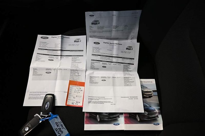 Ford S-MAX (2020) 2.0 LED SONY ACC 7 Míst Tažné - fotka 35 z 39