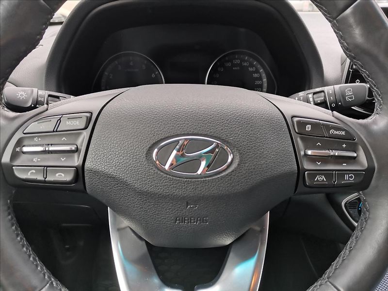 Hyundai i30 1,0 T-GDI Smart kombi - fotka 13 z 20