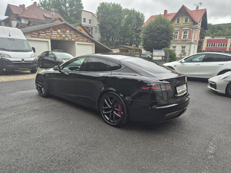 Tesla Model S PLAID PERFORMANCE - fotka 5 z 47