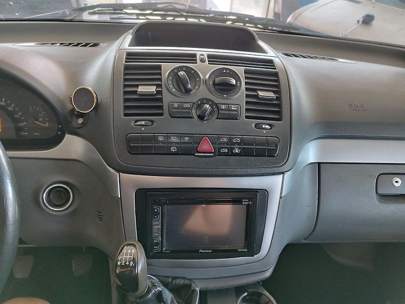 Mercedes-Benz Vito (2004) 2,2CDI,110KW,8MÍST,LONG,ALU - fotka 18 z 26