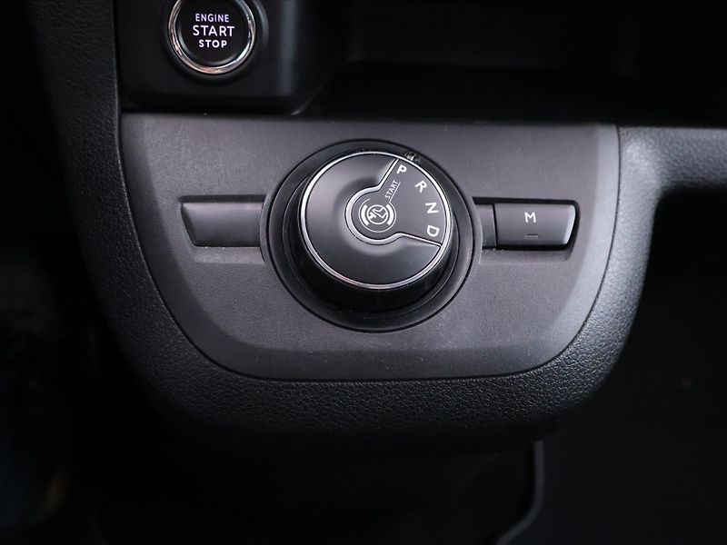 Toyota ProAce Verso 2,0 D-4D 130kW VIP 6-Míst CZ - fotka 21 z 31