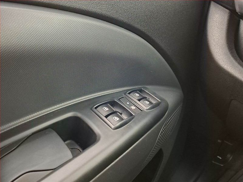 Fiat Dobló (2014) 1.4 T Natural Power, 5Míst - fotka 16 z 16