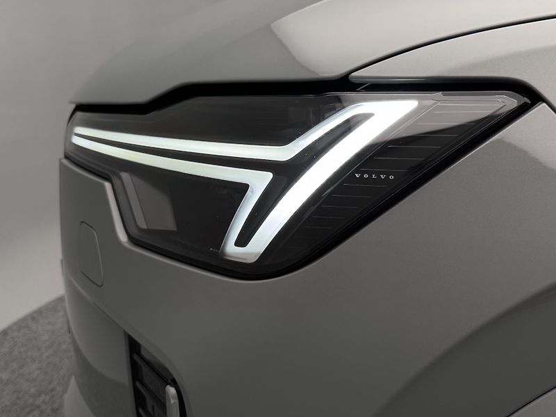 Volvo XC90 (2026) T8 AWD RECHARGE BRIGHT PLUS 7m - fotka 20 z 25