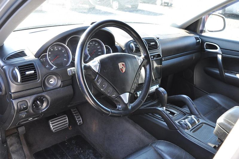 Porsche Cayenne 4.5i V8 250kW - fotka 5 z 11