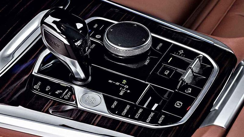 BMW X5.