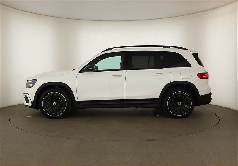 Mercedes-Benz GLB (2026) 200 d 4MATIC - fotka 3 z 22