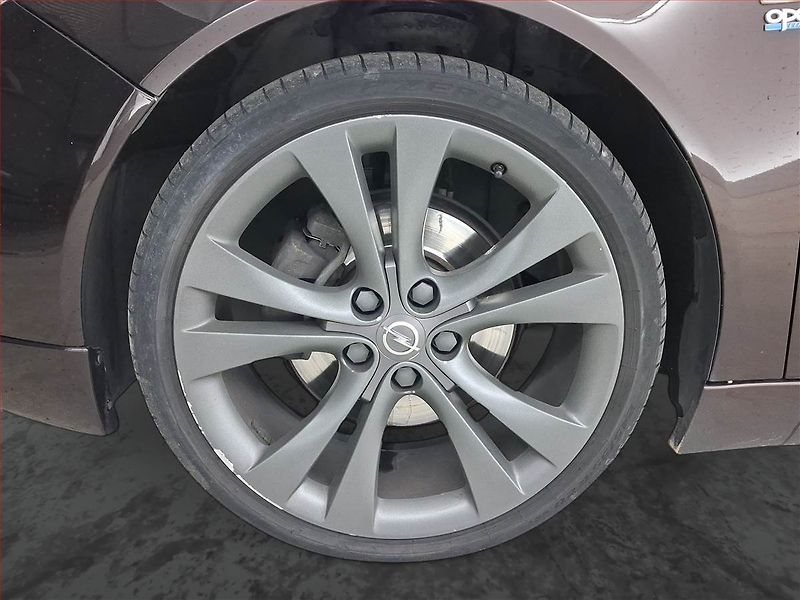 Opel Insignia (2012) 2.0 BiTurbo CDTI, 4X4 - fotka 15 z 26