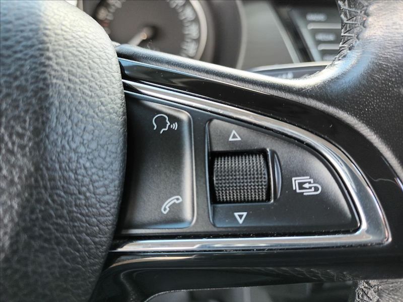 Škoda Fabia 1,2 TSI,81KW,SERVIS,KOLA,VÝHŘE - fotka 35 z 47