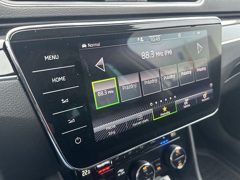 Škoda Superb (2023) Combi 2.0 TDI 4x4 DSG L&K - fotka 13 z 36