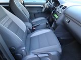 Volkswagen Touran (2013) Comfortline 2.0 TDI - náhled 9