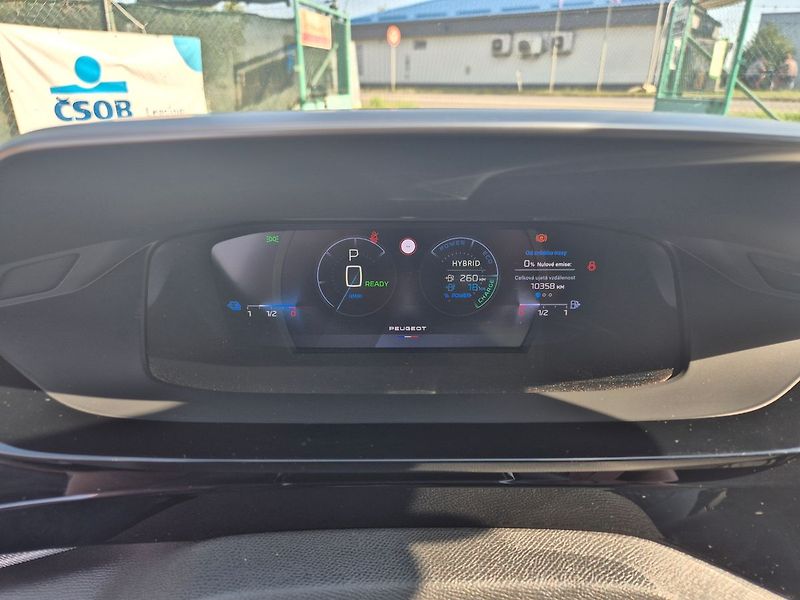 Peugeot 308 GT Hybrid 225 e-EAT8, CZ, 1. m - fotka 14 z 25