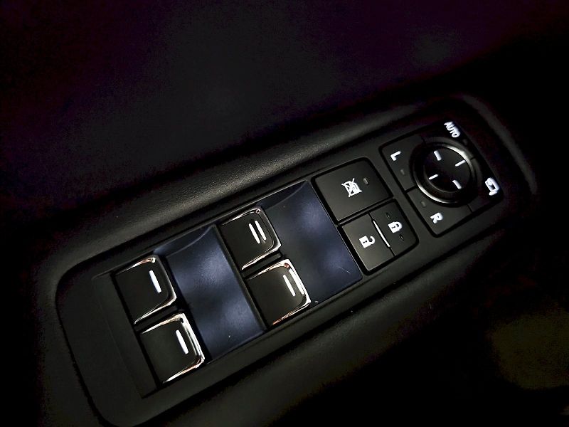 Lexus RX 400h (2022) 300 2.0T 4X4 LIMITED EDITION - fotka 19 z 30