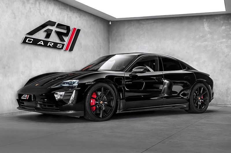 Porsche Taycan GTS - fotografie inzerátu