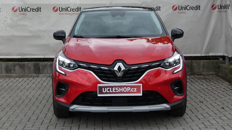 Renault Captur 1,3  TCe 140 Techno EDC - fotka 2 z 22