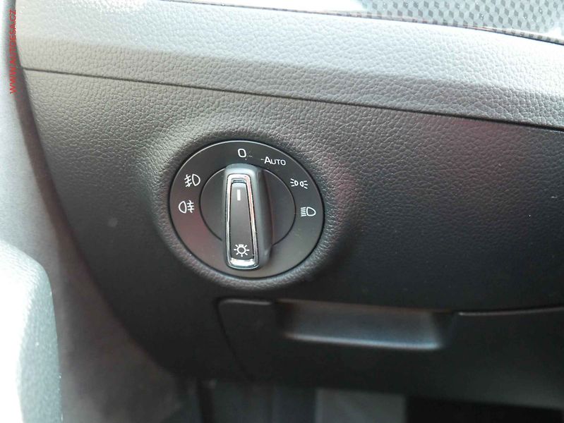 Škoda Superb (2018) 2.0TDi, DSG, navi, bixen - fotka 21 z 21