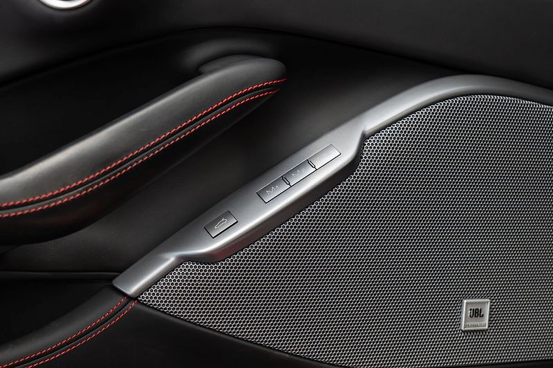 Ferrari Portofino JBL/360/Rosso Keramické Brzdy - fotka 20 z 30