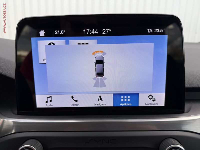 Ford Focus (2019) 2.0 ECOBLUE, ČR, AC, navi - fotka 15 z 18