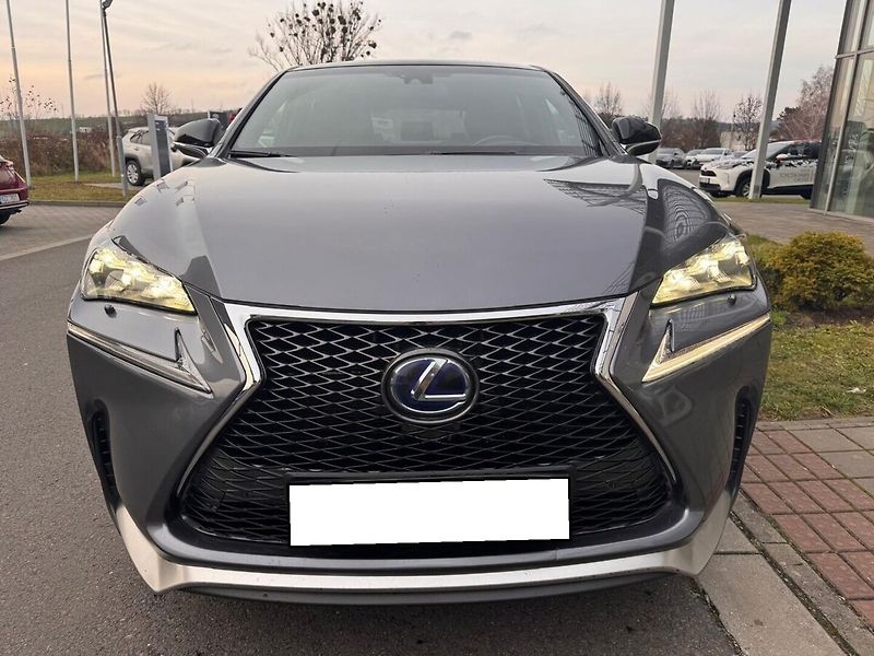 Lexus NX 300h 300h - fotka 7 z 7