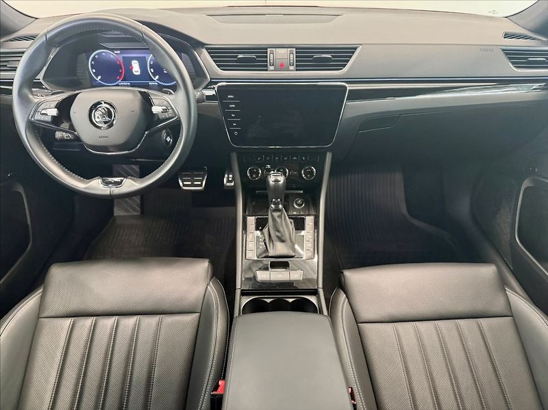 Škoda Superb 2,0 TDI COMBI DSG L&K 147KW - fotka 7 z 21