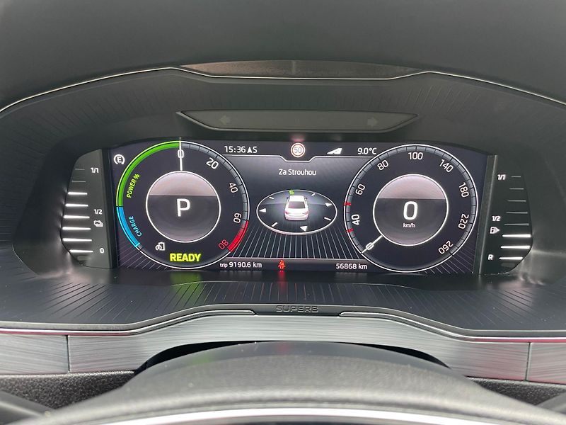 Škoda Superb (2021) 1.4 PHEV 160kW 1.MAJIT. ČR DPH - fotka 11 z 23