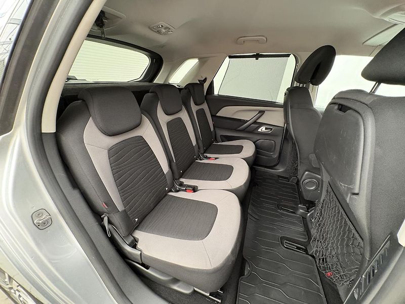 Citroën C4 SpaceTourer 1.6 HDI Attractive - fotka 21 z 31