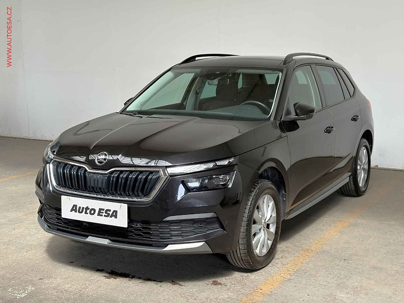 Škoda Kamiq (2020) 1.0 TSi, Style, navi, panor - fotka 3 z 16