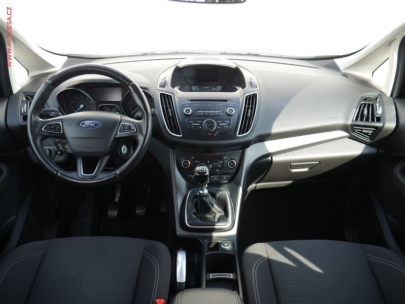 Ford C-MAX (2017) 1.5EB Grand, 1.maj,ČR, Klima - fotka 8 z 16
