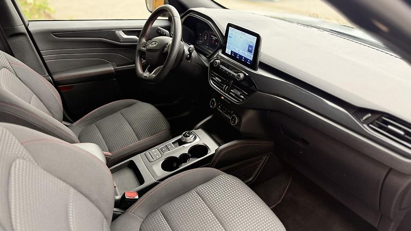 Ford Kuga (2023) 2.0TDCI ST LINE,4X4,AT - fotka 41 z 42