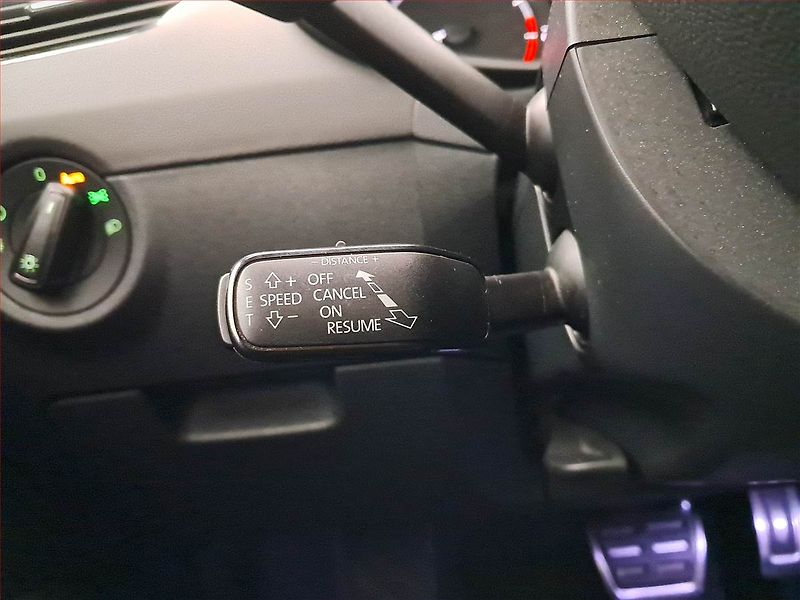 Škoda Octavia (2016) RS 2.0 TSI, Automat - fotka 19 z 23