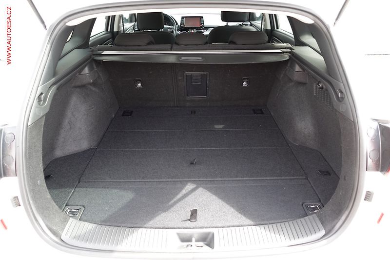 Hyundai i30 (2021) 1.5 T-GDi 48V, Smart - fotka 7 z 24