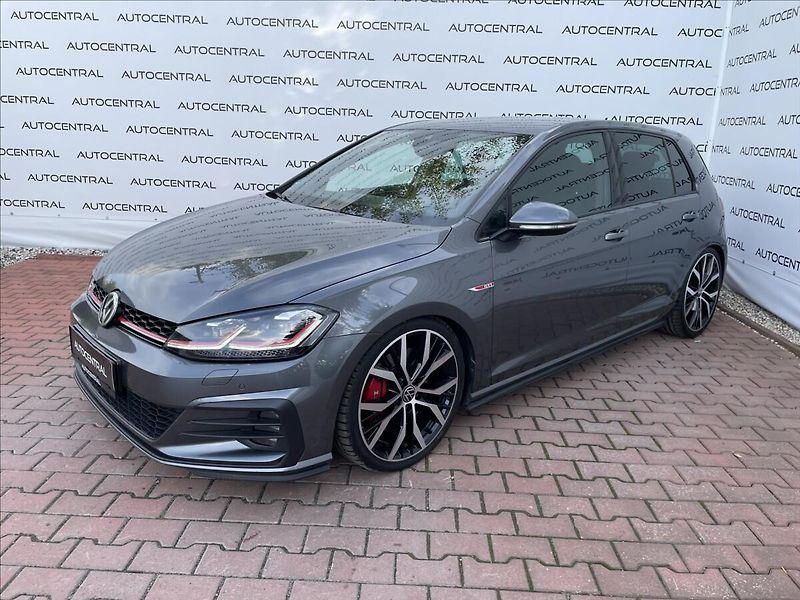 Volkswagen Golf 2,0 GTI  -APR 210kw Performanc - fotka 3 z 27