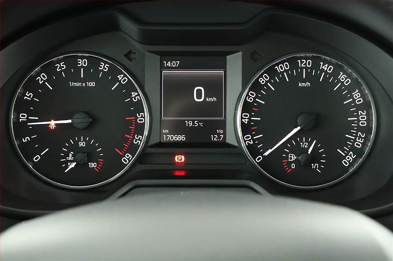 Škoda Octavia (2015) Ambition 2.0 TDI, ČR,1.maj - fotka 8 z 17