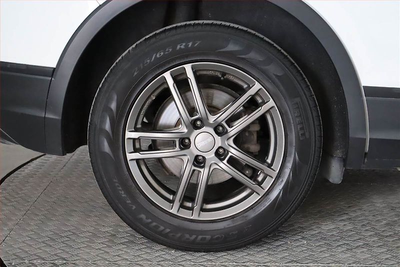 Volkswagen Tiguan (2019) 1.5 TSI, Tempomat - fotka 15 z 20