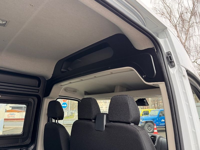 Fiat Ducato (2026) Crew Cab L3H2 2,2 Mjet (180k) - fotka 30 z 35