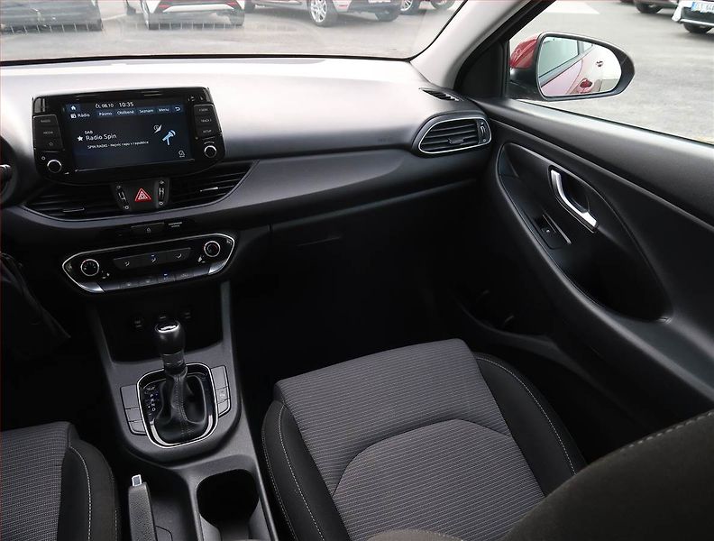 Hyundai i30 (2021) Comfort 1.0 T-GDI, Automat - fotka 8 z 20