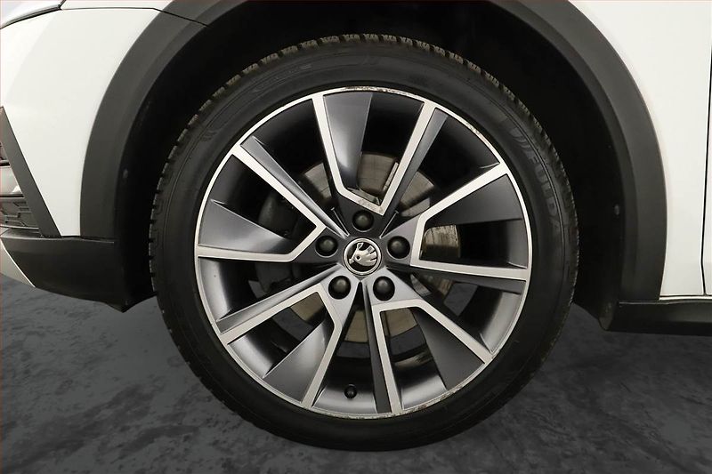 Škoda Octavia (2021) Scout 2.0 TDI, 4X4, Automat - fotka 18 z 18