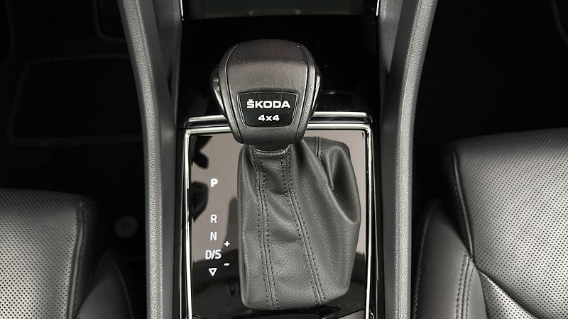 Škoda Kodiaq 2.0 TSI DSG 4x4 L&K - fotka 28 z 34