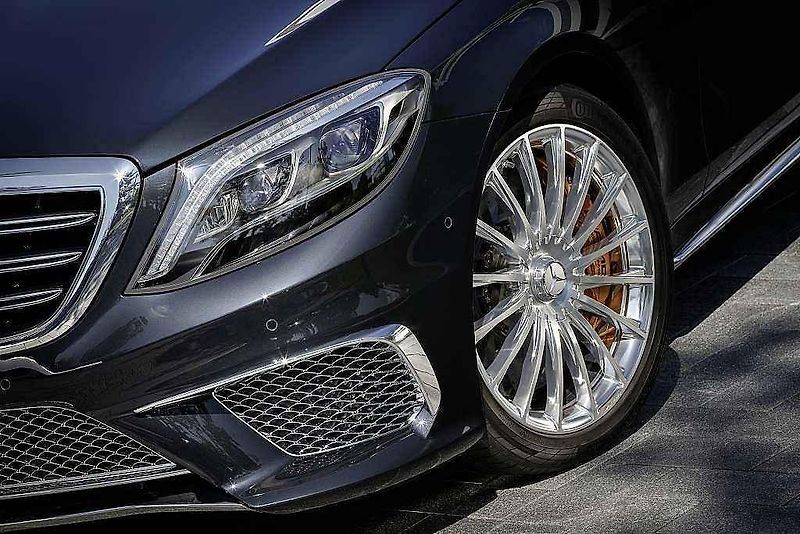Mercedes-Benz S 65 AMG.