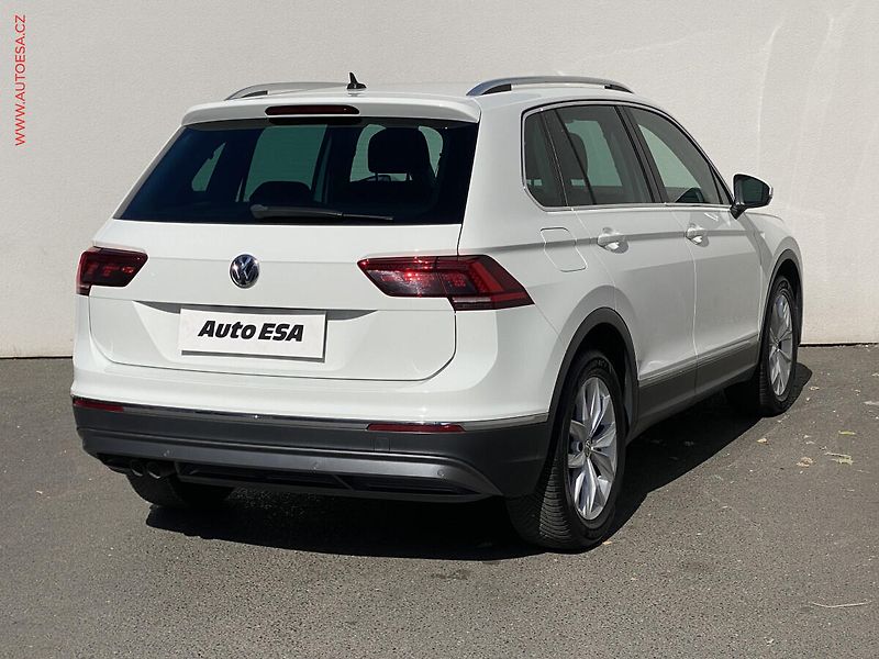 Volkswagen Tiguan (2019) 2.0 TDi, Highline, LED - fotka 4 z 18