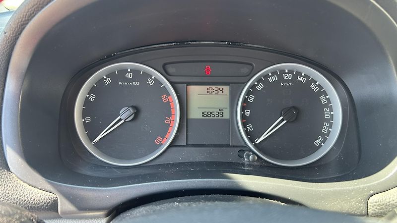 Škoda Fabia (2008) Combi 1,2 51 KW KLIMA TZ - fotka 10 z 16