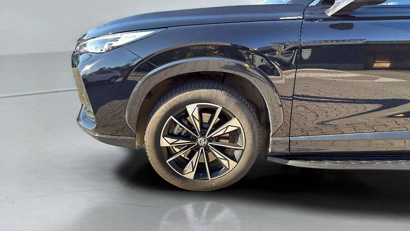 MG HS PHEV 1.5T EXCLUSIVE AT MY24 SU - fotka 21 z 24