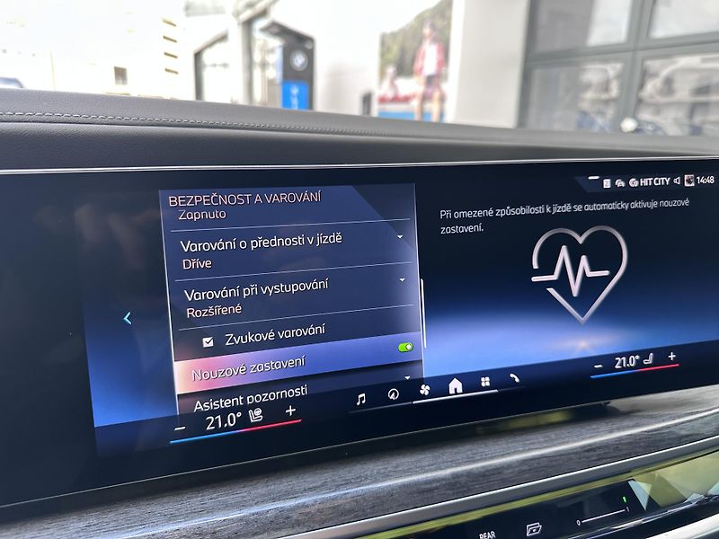 BMW i7 xDrive60 - fotka 23 z 31