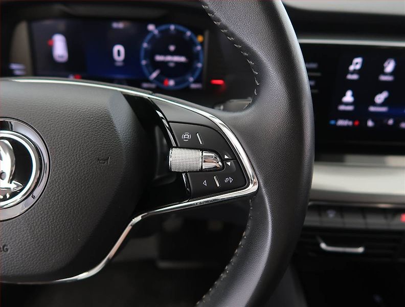 Škoda Octavia (2023) Ambition 2.0 TDI, ČR,1.maj - fotka 20 z 24