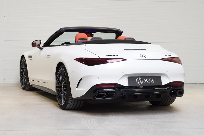 Mercedes-Benz SL 63AMG,4matic+,DPH,Záruka,ČR - fotka 11 z 40